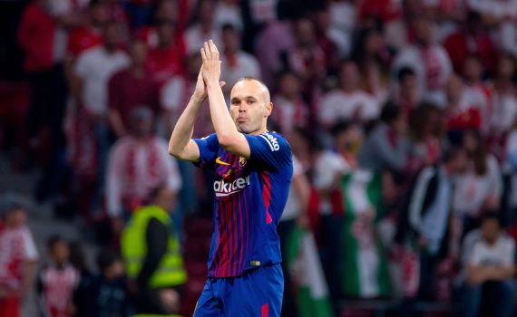 סערה בפרו: אנדרס אינייסטה מואשם בהונאה של מאות אלפי דולרים