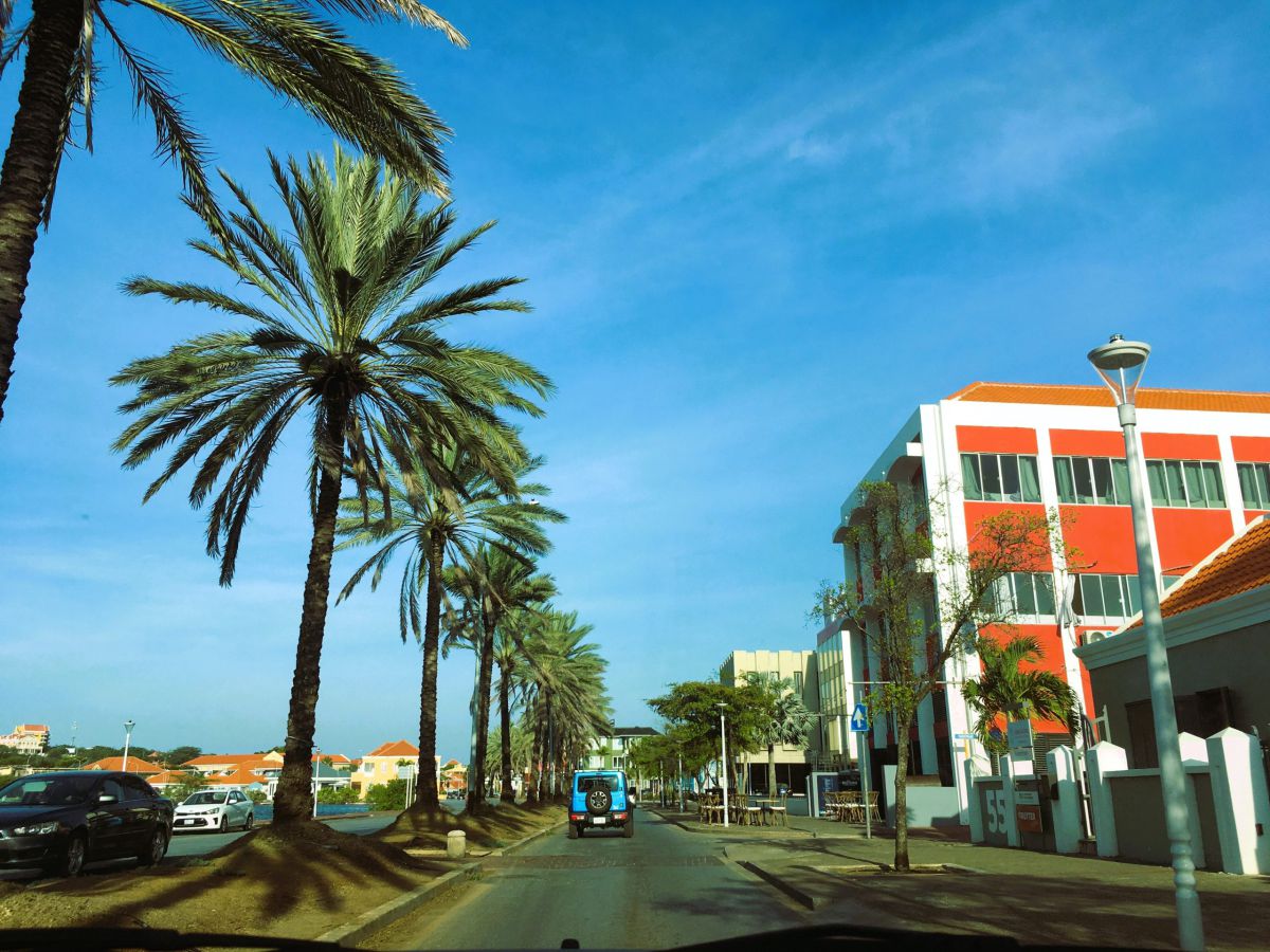 יותר קטנה מפתח תקווה: המדינה הזעירה שעשתה היסטוריה הלילה