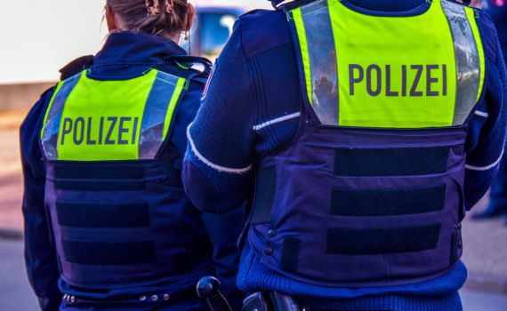 גרמניה: פעיל חמאס לבוני ניסה להבריח נשק מצ'כיה