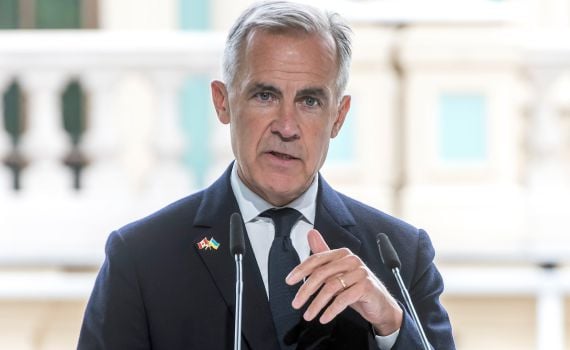 בפער של שני קולות: דרמה פוליטית אדירה נמנעה בקנדה