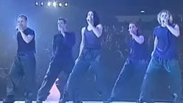 25 שנה אחרי שהתפרקו: זה מה שכוכב להקת "היי פייב" עושה היום