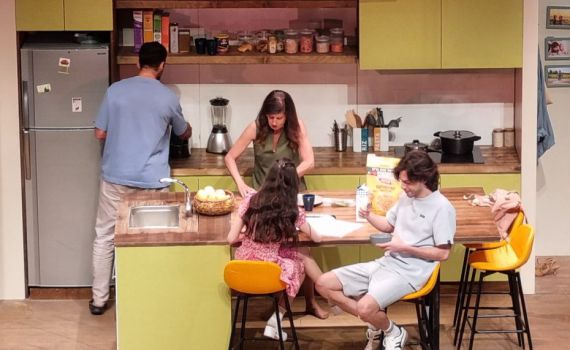 אבי נוסבאום עושה צחוק מהמשכנתא וכדאי לכם לראות