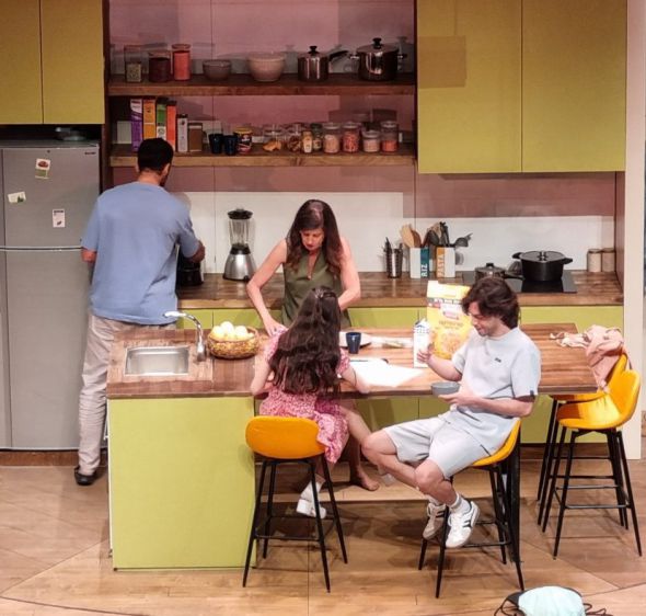 אבי נוסבאום עושה צחוק מהמשכנתא וכדאי לכם לראות