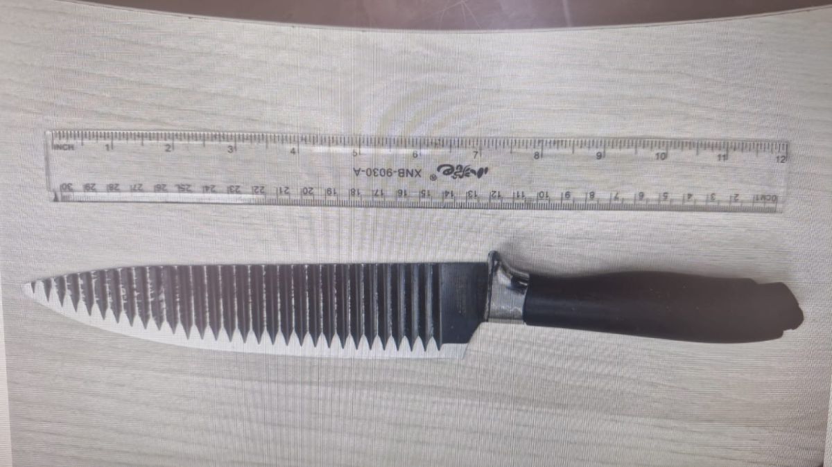 בגלל חוב של 50 שקלים: תושב אשקלון תקף באמצעות סרגל וסכין