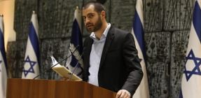 כבוד: זה הזוכה בפרס יהודה עמיחי לשירה עברית 2025