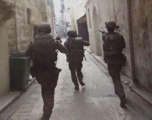 תיעוד: כוחות הביטחון עוצרים מחבל במסגרת פעילות מבצעית בשכם