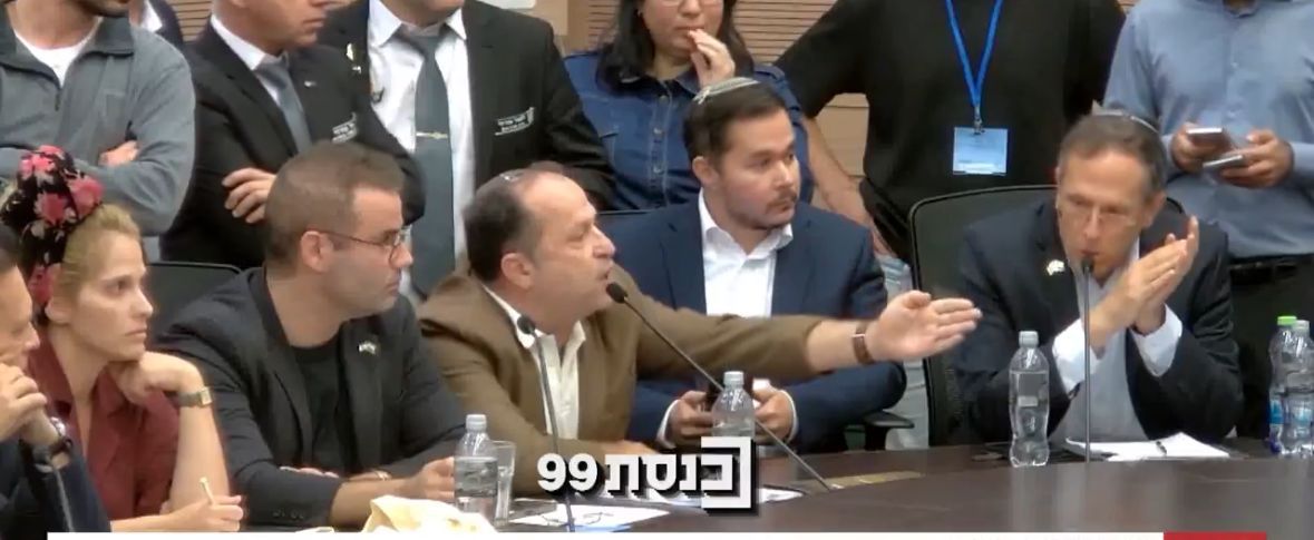 חברי יש עתיד מתפרצים על אב שכול: "תשכח מזה!"