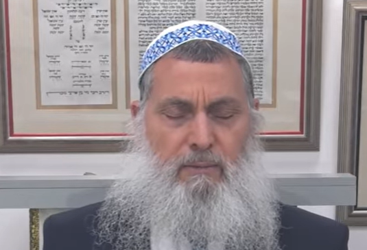 הרב ניר בן ארצי: "אתם הולכים להיהרג; תברחו משם מהר"