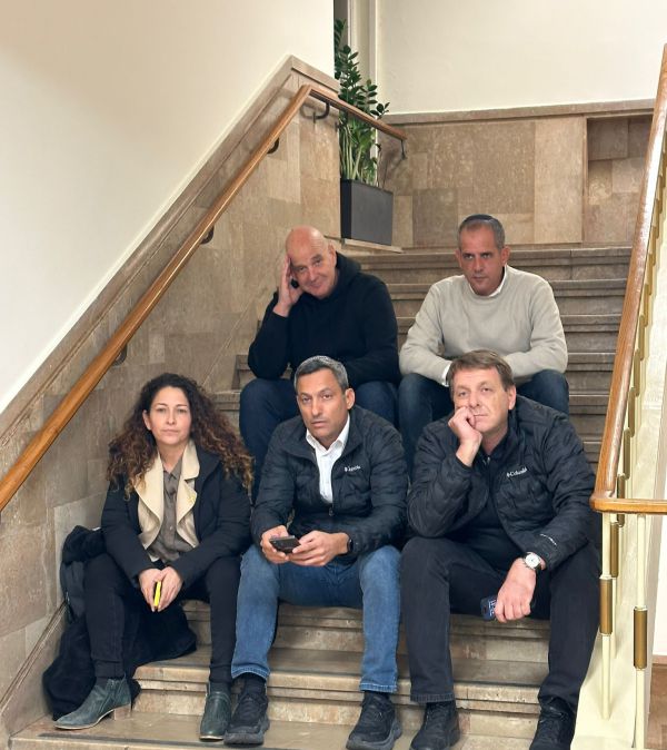 ראשי הרשויות בעוטף עזה מוחים: "פגיעה אנושה ביכולת השיקום"