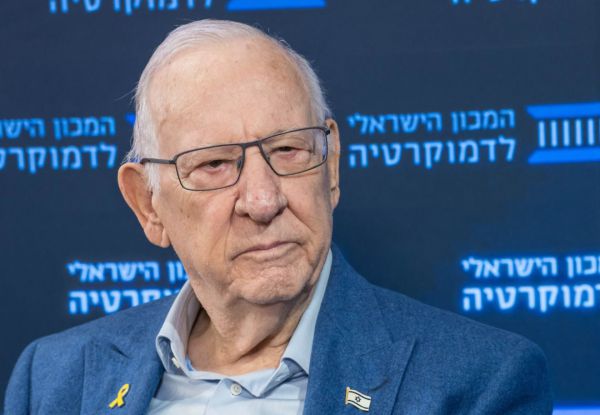 הנשיא לשעבר מזהיר: "המצב הוא מצב קשה"