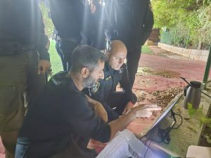 תועד מרחפן: המשטרה ארבה לחולייה החמושה ועצרה אותה אחרי מרדף