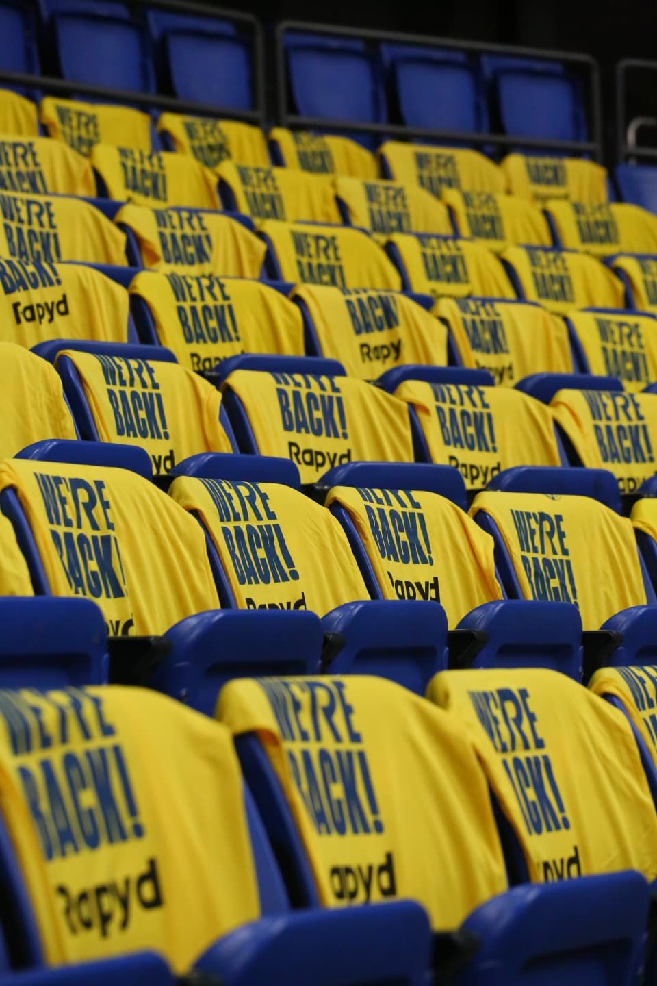 מתנות לאוהדים ומופע אש: מכבי תל אביב מתכוננת לחזרה הביתה