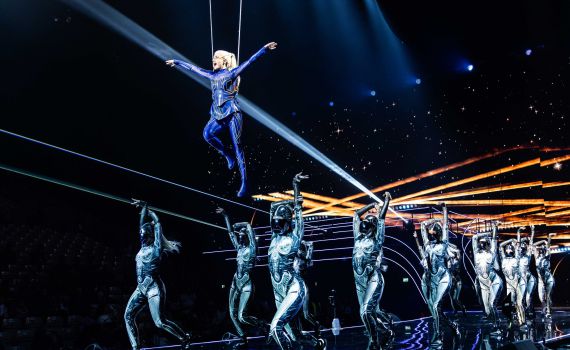 שואו טכנולוגי, אקרובטים וים אנרגיה: פסטיגל 2025 מפתיע בענק