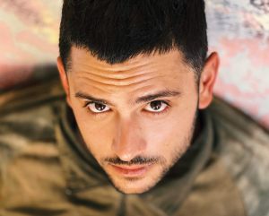 "בא לי בלילות": דניאל גד חושף את הכאב שלא מדברים עליו