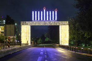 המוני בית ישראל גדשו את הבירה במהלך חג החנוכה