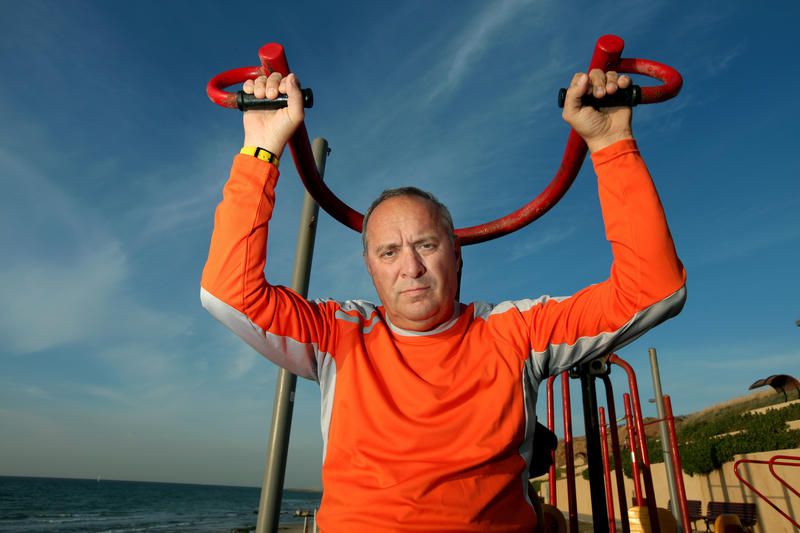 המאמן שלא פחד מאף אחד: צביקה שרף חוגג 74