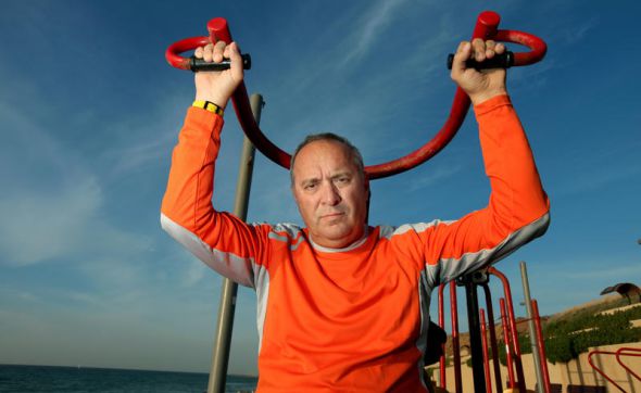 המאמן שלא פחד מאף אחד: צביקה שרף חוגג 74