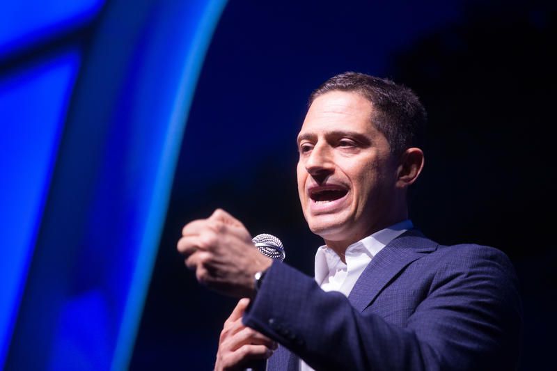 רוביק דנילוביץ' מטיל פצצה: "אני יוצא למאבק"