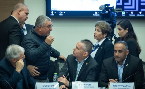 האב השכול בדרך לפוליטיקה: "אני יודע לעשות סדר"