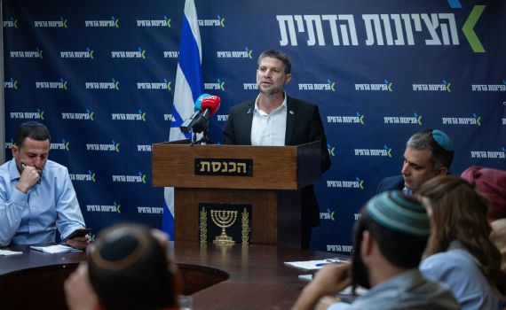 אחרי התייעצות עם רבנים: 'הציונות הדתית' עוד לא החליטה