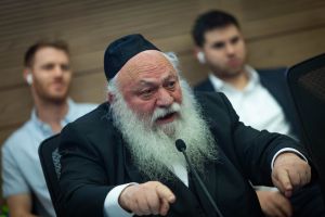 יהדות התורה נגד הליכוד: "פגיעה חמורה בקדושת השבת"