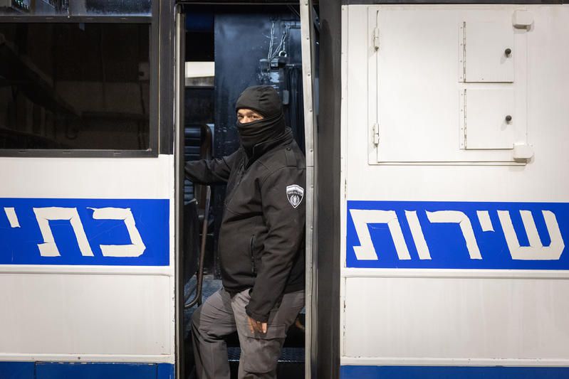 האישור החריג שניתן לרב המקובל שנמצא בכלא