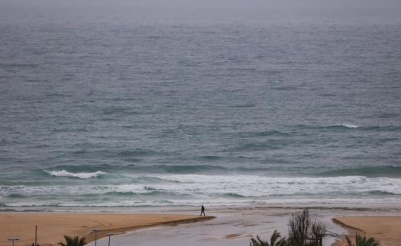משרד הבריאות מזהיר: "לא להתקרב לחוף הים"