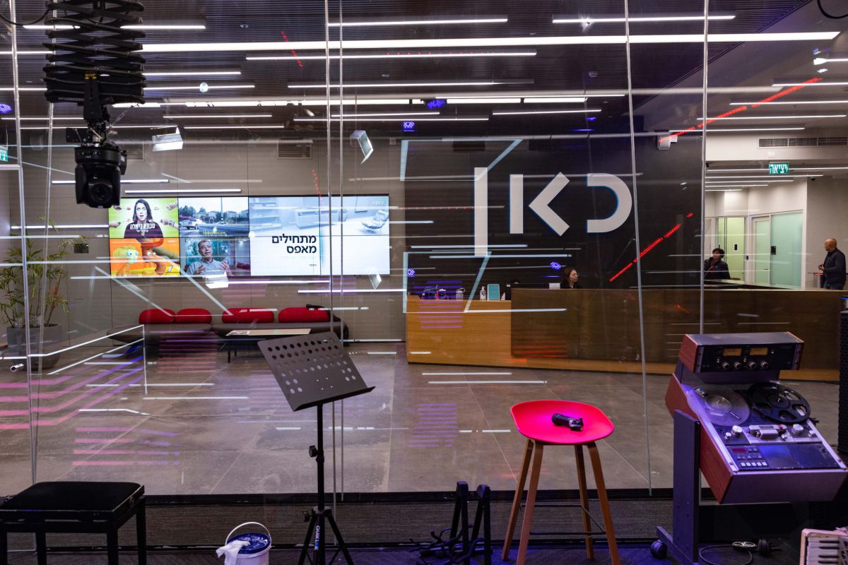 עיתונאי כאן 11 מגיב לטענות נגדו: "אשאל את השאלות הכי קשות"