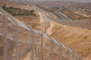 עבור עשרות אלפי שקלים: נעצרו מאבטחים בחשד שהבריחו שב"חים