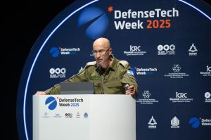 בכיר משרד הביטחון חושף: "אתגר הרחפנים בגבולות בדרך לפתרון"