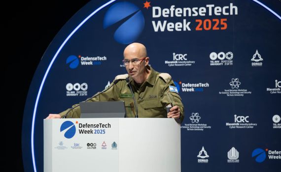 בכיר משרד הביטחון חושף: "אתגר הרחפנים בגבולות בדרך לפתרון"