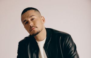 לא רק אח של אודיה: דניאל אזולאי בצעד משמעותי במוזיקה