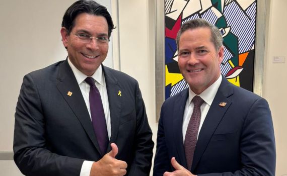 הרכבת האווירית נמשכת: שגריר ארה"ב באו"ם נחת בישראל