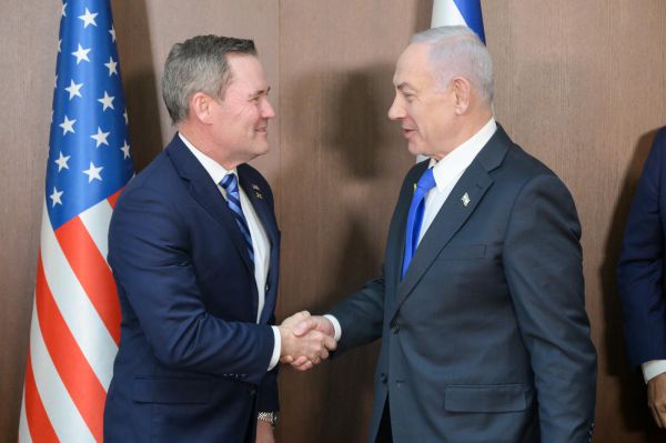 לראשונה בישראל: ראש הממשלה נפגש עם שגריר ארה"ב באו"ם