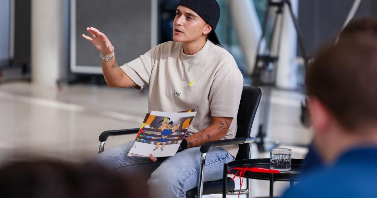 אמילי דמארי חושפת: 