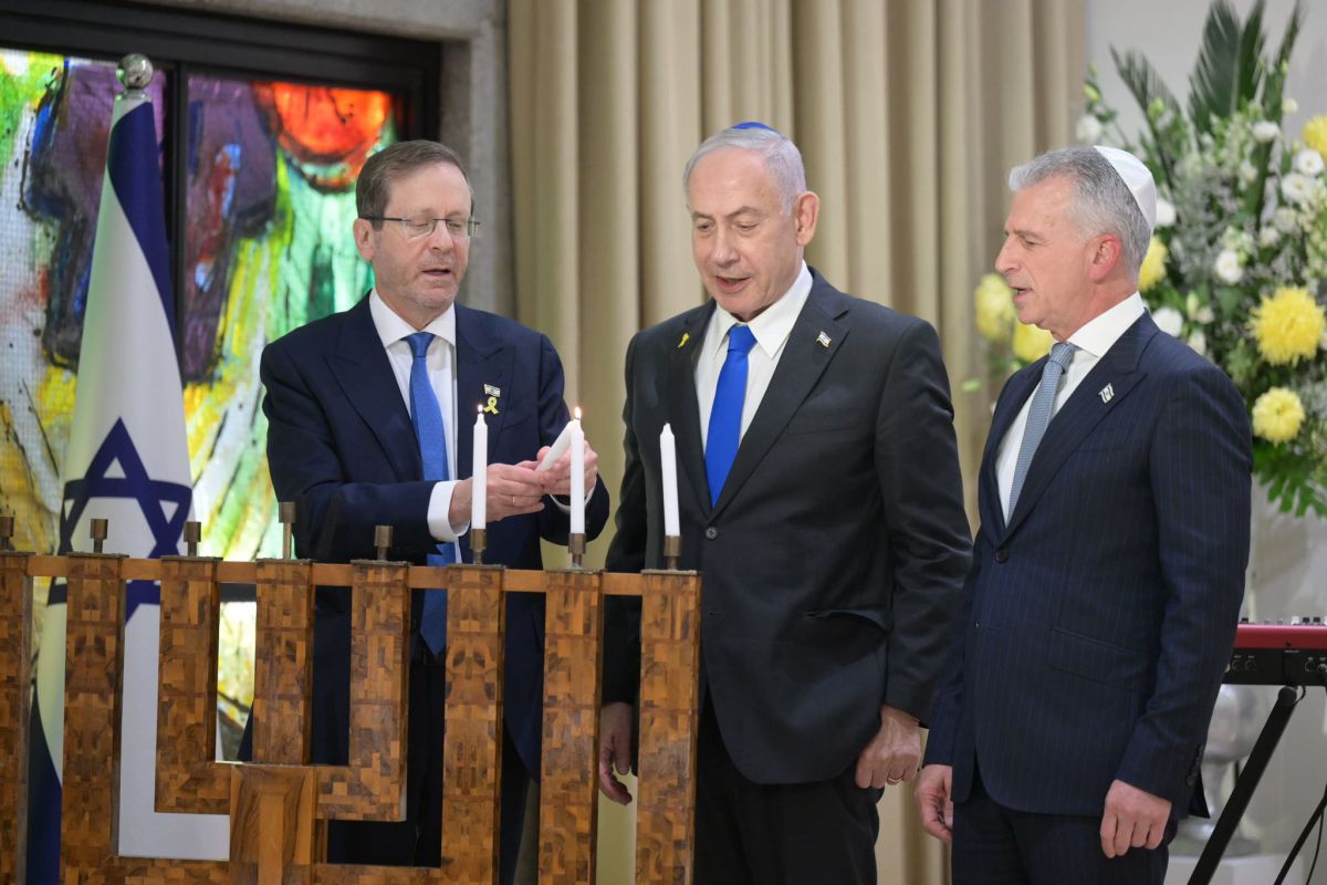 נתניהו בטקס מצטייני המוסד: "אומה לא יכולה לנוח על זרי הדפנה"