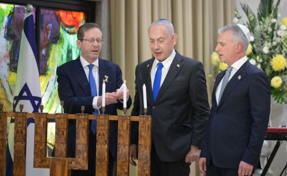 נתניהו בטקס מצטייני המוסד: "אומה לא יכולה לנוח על זרי הדפנה"