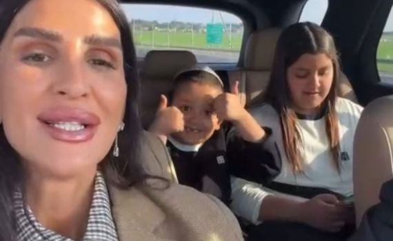 מאיפה עינב בובליל יודעת ידייש? הביצוע המפתיע