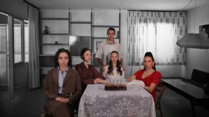 הדתייה שמככבת בתיאטרון בית צבי: "מעודדת דתיות ללמוד משחק"