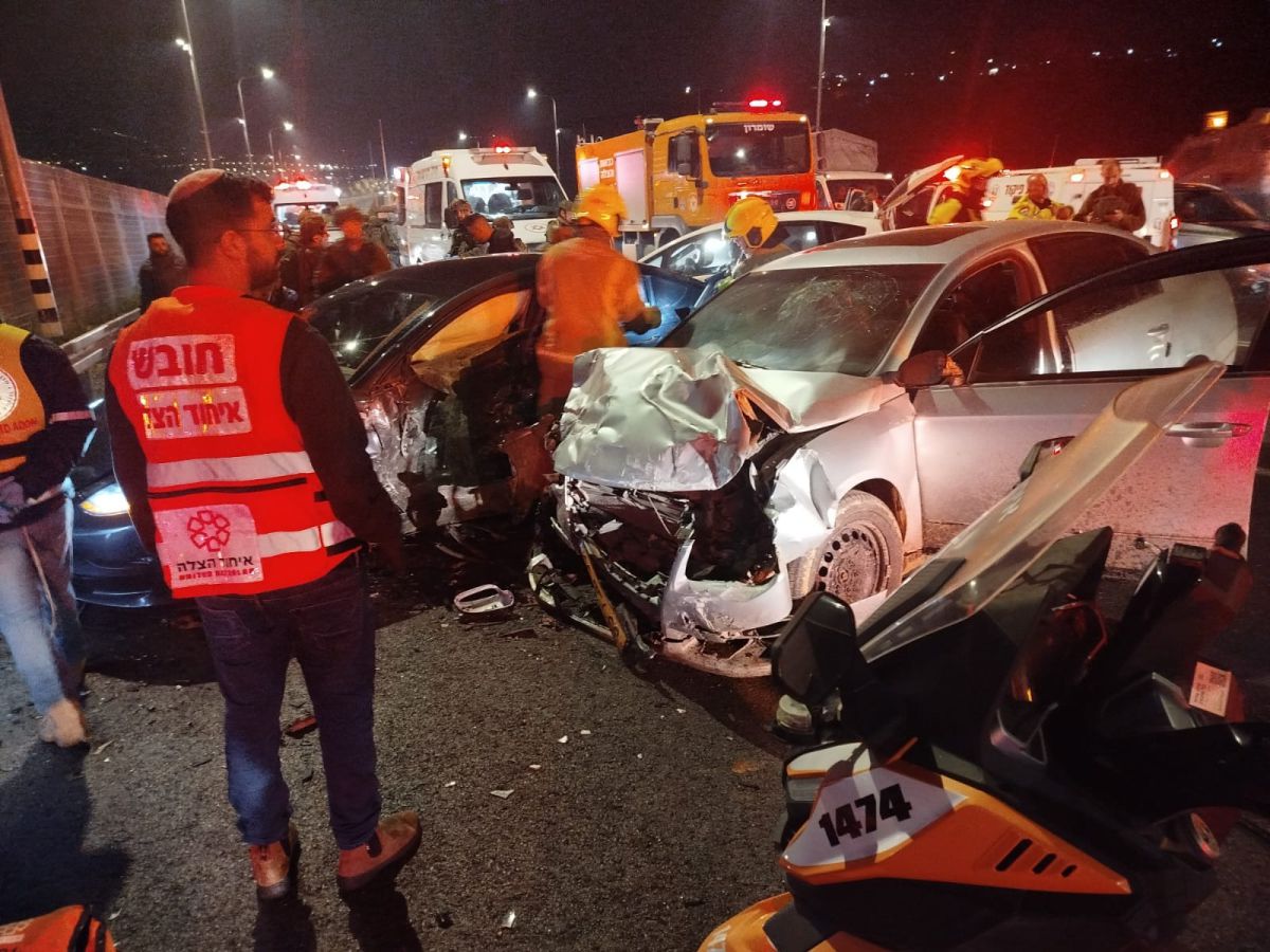 תוך חצי שעה: 9 פצועים ב-2 תאונות דרכים ביו"ש