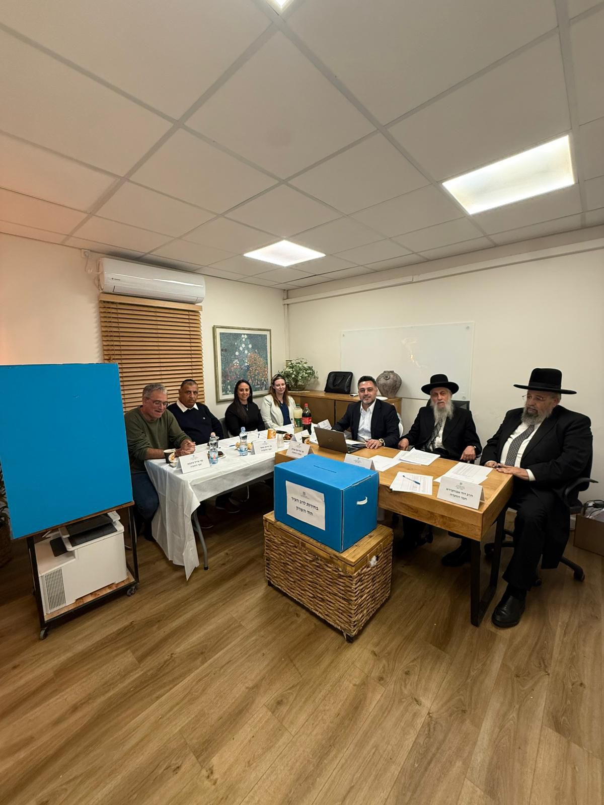 אחרי 16 שנים: נבחר רב עיר להוד השרון