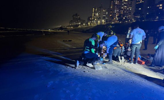 טביעה בבת ים: אישה נמשתה מהמים, מצבה אנוש