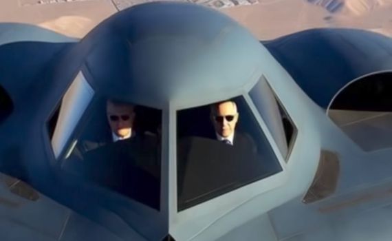 נתניהו וטראמפ מפציצים באיראן? הסרטון החריג של לשכת רה"מ