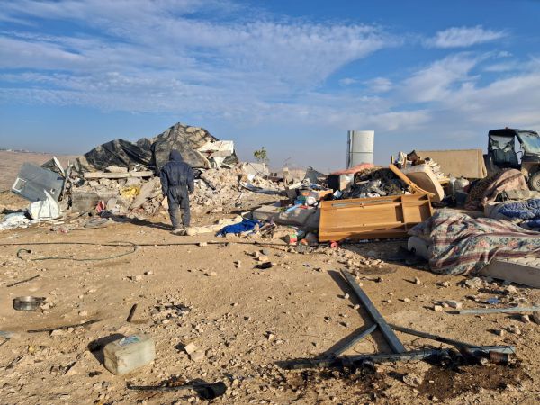 הריסה שנייה בתוך שבוע: כוחות מג״ב החריבו את גבעת מקנה אברהם