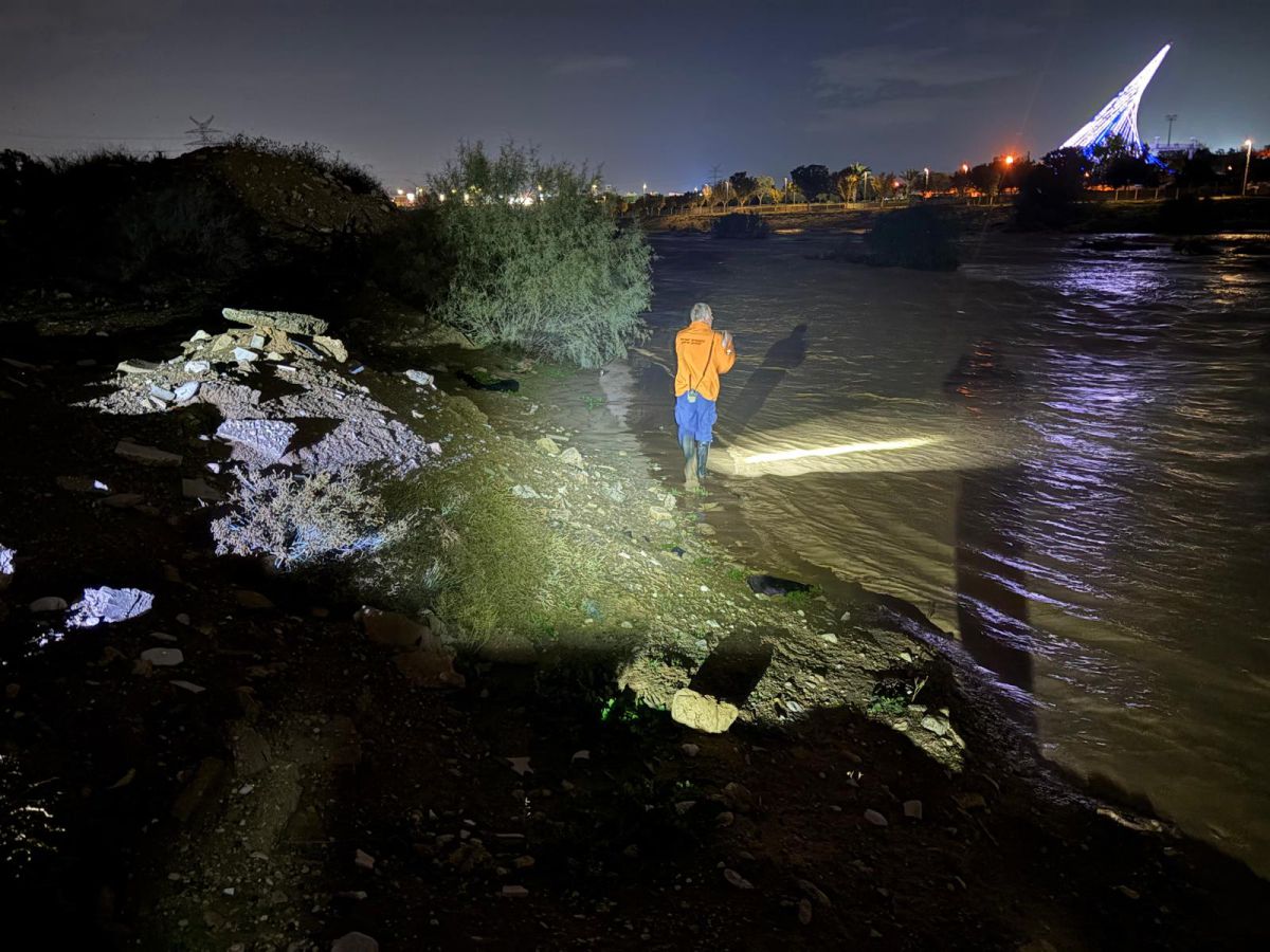 מדבר יהודה: סריקות אחרי אדם שנראה נסחף במים