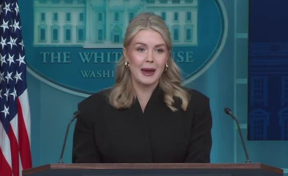 דוברת הבית הלבן: לנשיא טראמפ נמאס מהמו"מ בין רוסיה ואוקראינה