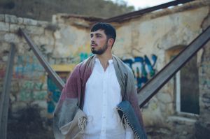 שלוות המאמין: חיים סובר פותח קריירה עם "לא להיבהל"