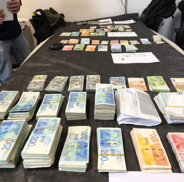 בהיקף של מיליונים: שלושה תושבי יו"ש נעצרו בחשד להלבנת הון