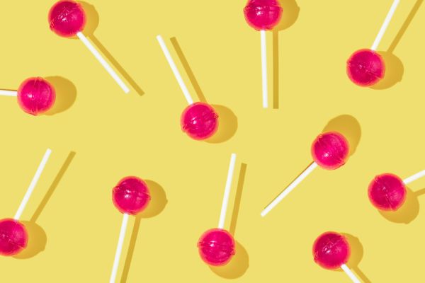 הסתיים בנס: ילדה בלעה סוכרייה עם המקל – וניצלה בניתוח