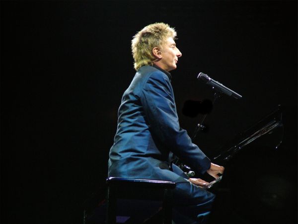 הזמר היהודי המפורסם חשף כי חלה בסרטן: "עובר בדיקות"